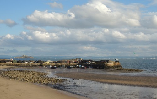 Pettycur Harbour.jpg